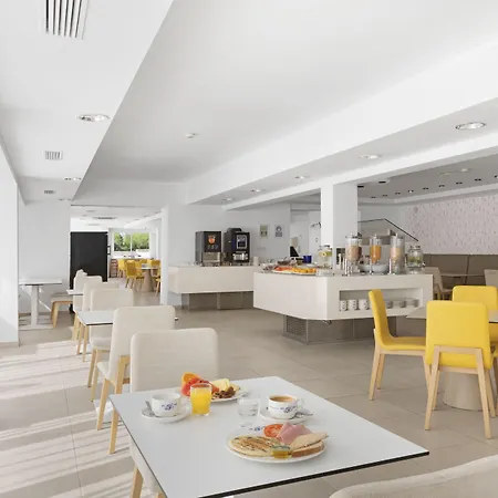 Sant Jordi Hotel